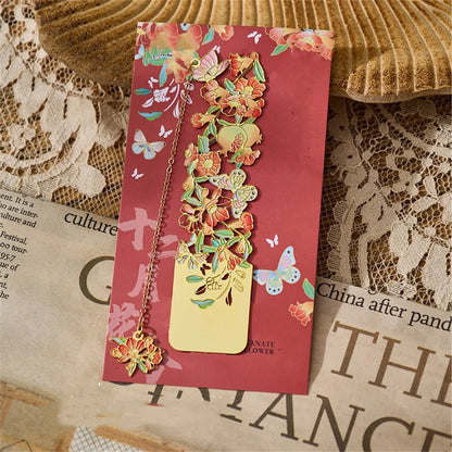 Retro Chinese Metal Hollow Bookmark – Elegant Book Clip for Readers