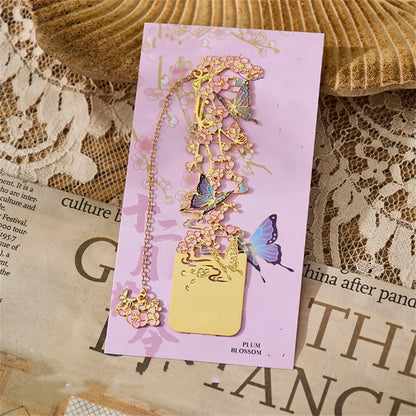 Retro Chinese Metal Hollow Bookmark – Elegant Book Clip for Readers