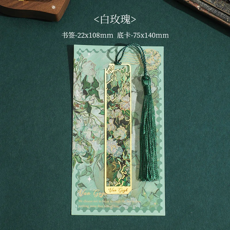 Retro Chinese Metal Hollow Bookmark – Elegant Book Clip for Readers